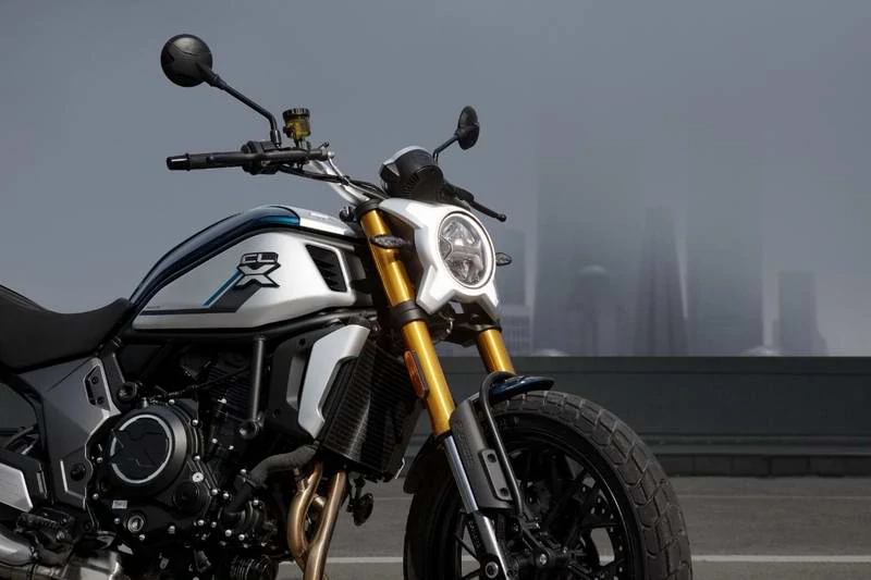 CFMOTO 700CL-X Heritage