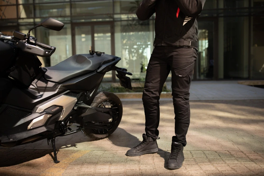 SECA Squadron Black - veľkosť 38