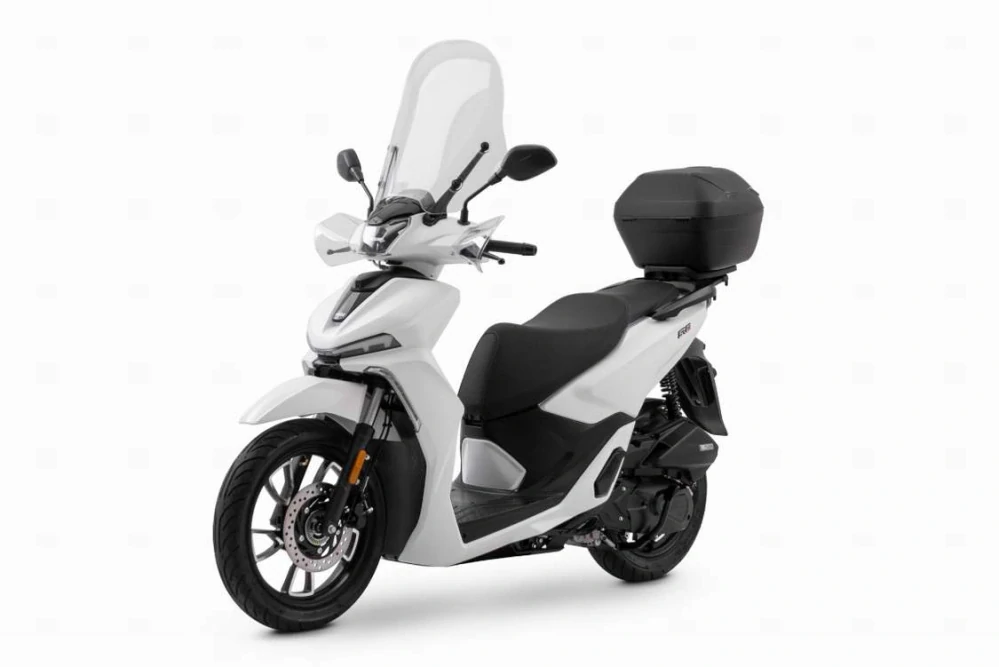 VOGE SR16 125i