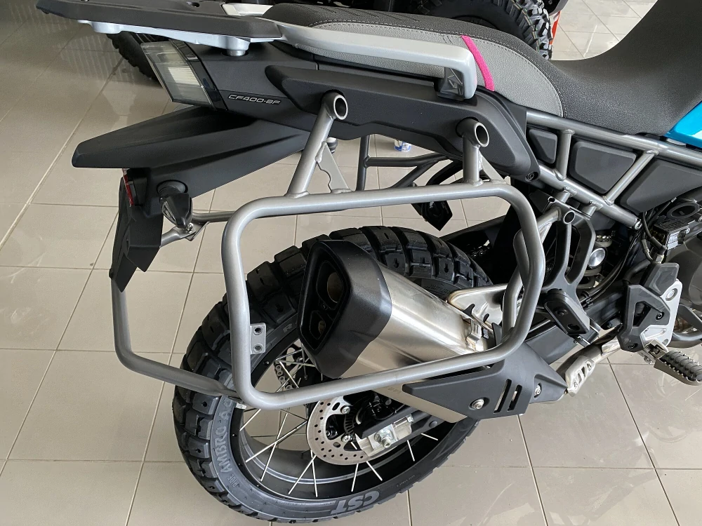 450MT Držiaky bočných kufrov a tašiek CFMOTO/ WESTWIND