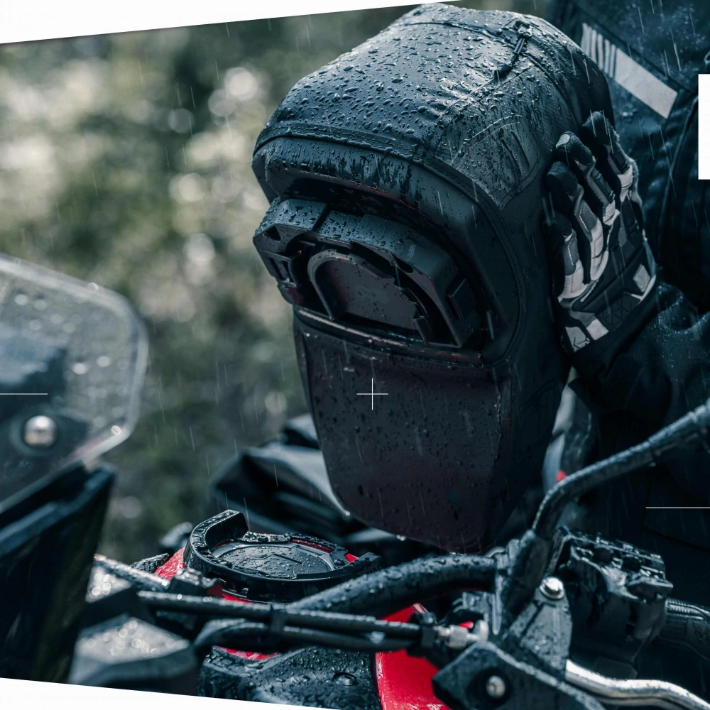 SHAD Terra TR10CL waterproof tankvak Click System