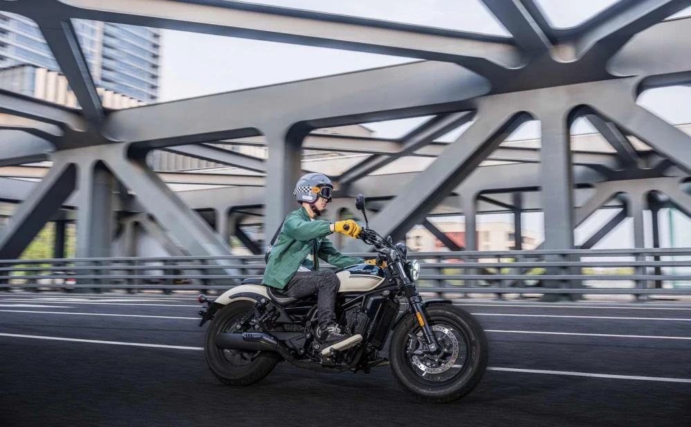 CFMOTO 250CL-C