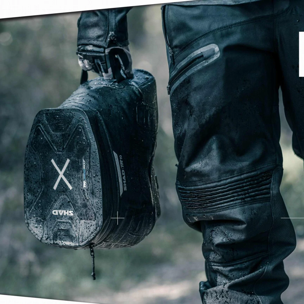 SHAD Terra TR10CL waterproof tankvak Click System