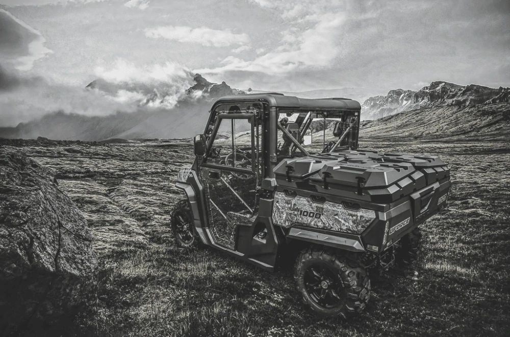 TESSERACT modulárny box na korbu UTV1000 (140L)