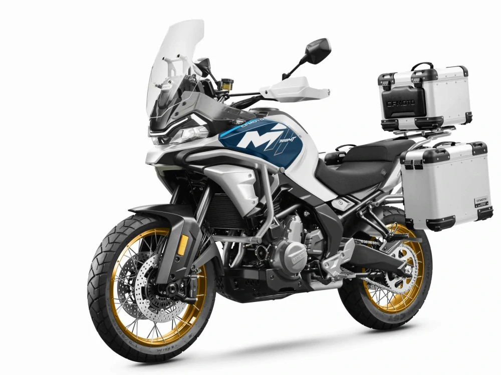 CFMOTO 700MT Adventure